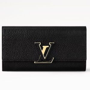 Louis Vuitton Taurillon Noir Capucines Wallet